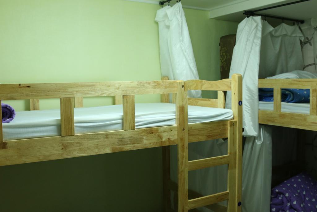 Hongdae Housetay Guesthouse 2Nd Branch Сеул Номер фото