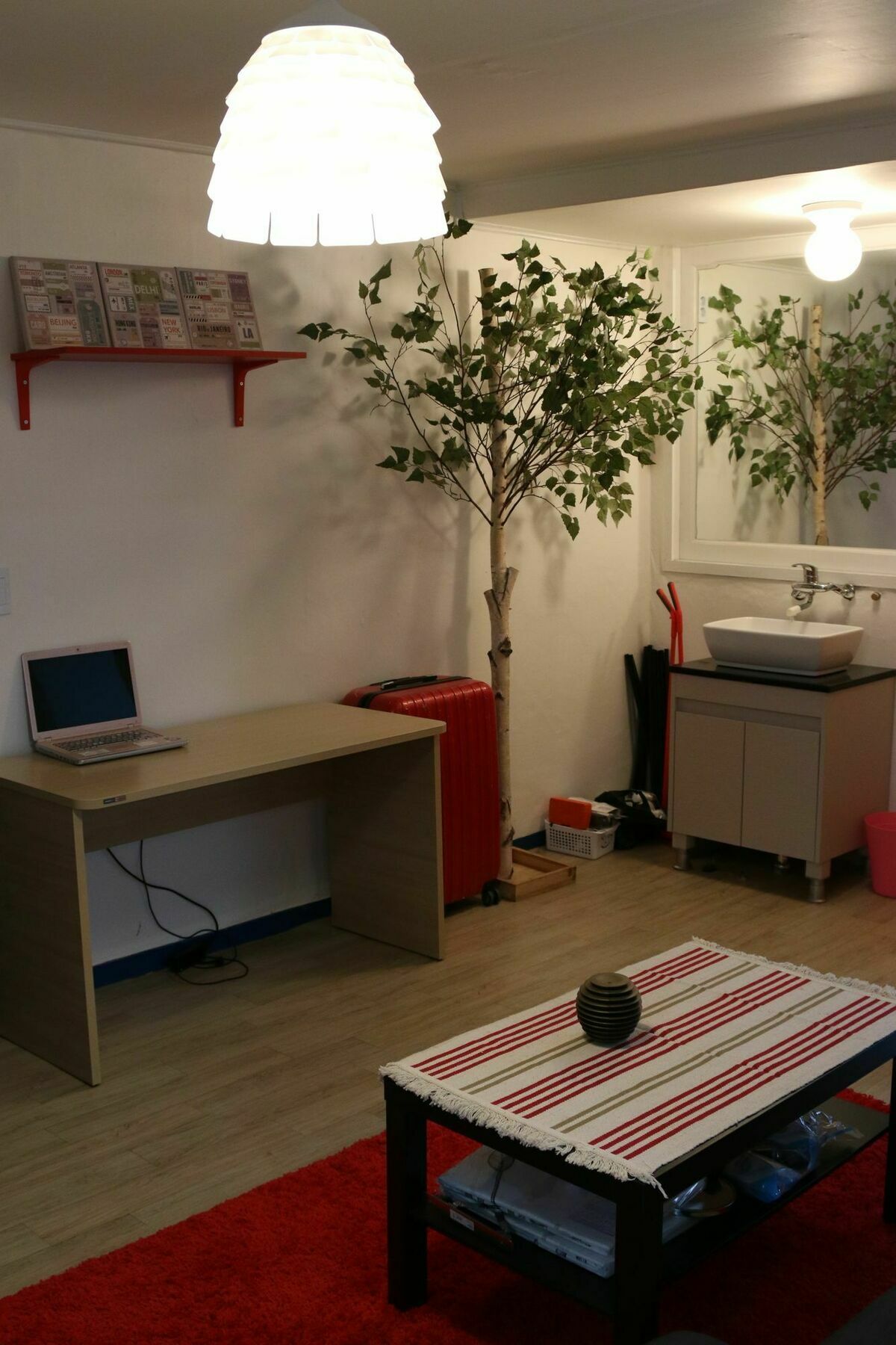 Hongdae Housetay Guesthouse 2Nd Branch Сеул Экстерьер фото